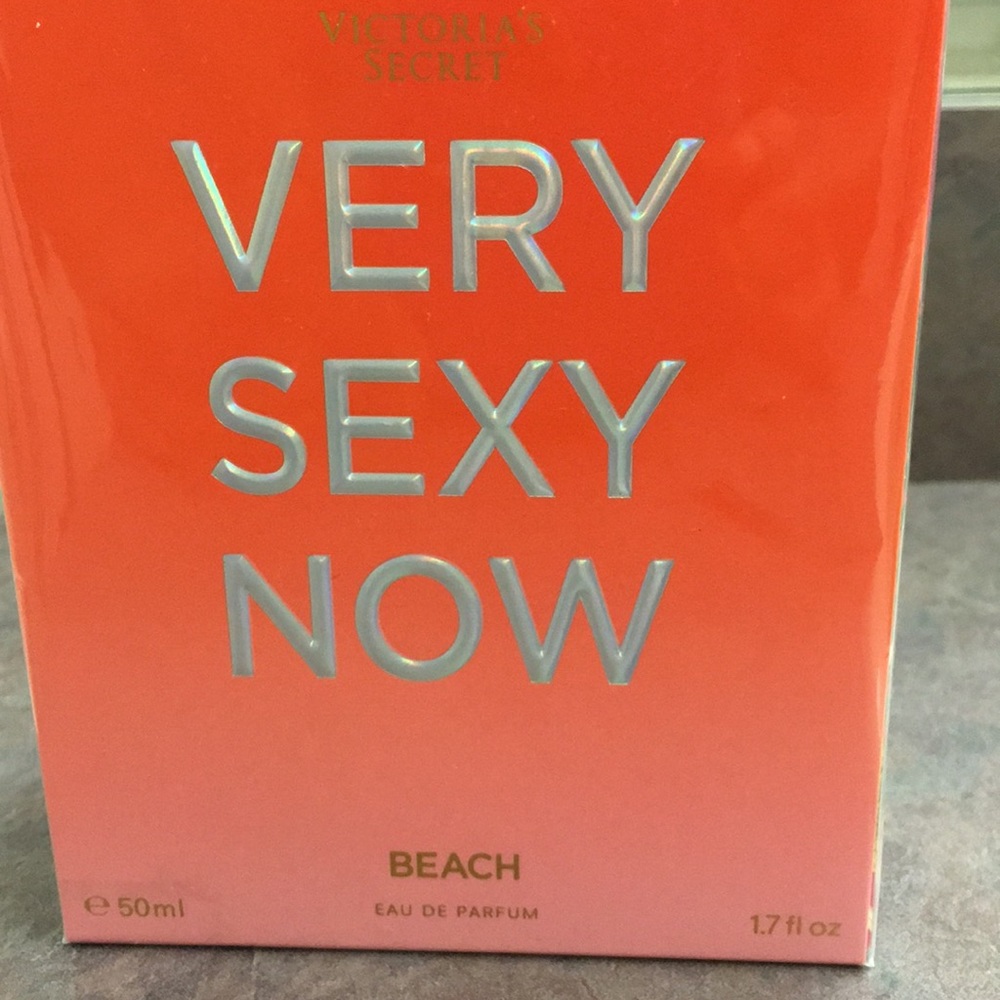 Victoria Secret Very Sexy Now